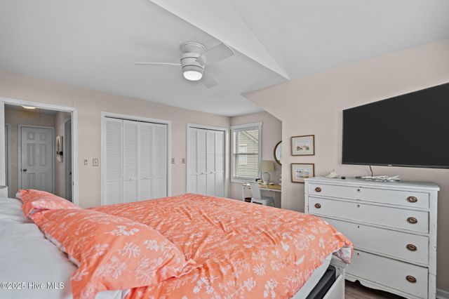 2139 Ocean Boulevard A, Holly Ridge, NC 28445