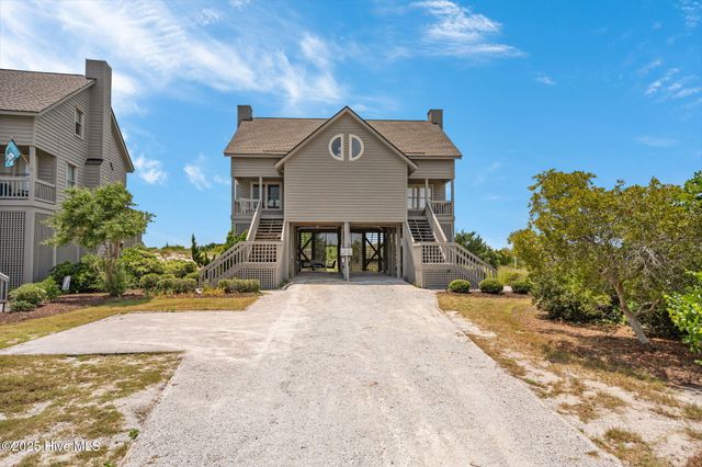 2139 Ocean Boulevard A, Holly Ridge, NC 28445