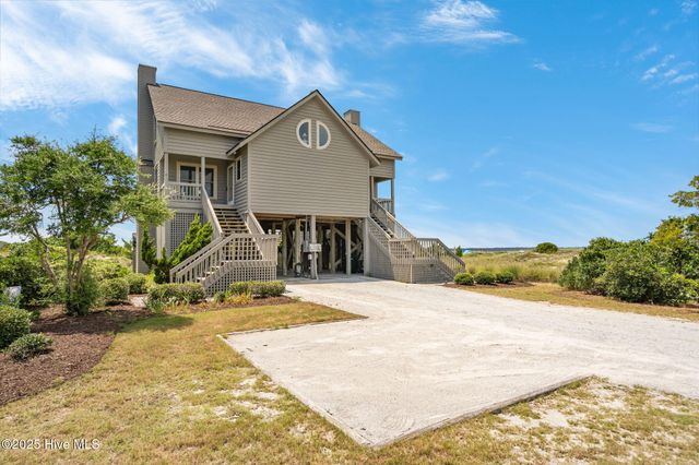 2139 Ocean Boulevard A, Holly Ridge, NC 28445