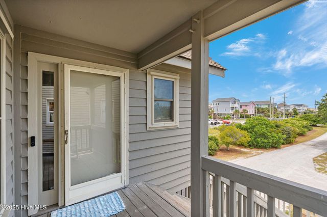 2139 Ocean Boulevard A, Holly Ridge, NC 28445