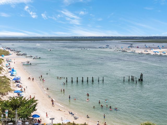 2139 Ocean Boulevard A, Holly Ridge, NC 28445