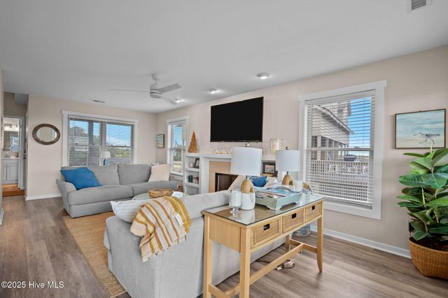 2139 Ocean Boulevard A, Holly Ridge, NC 28445