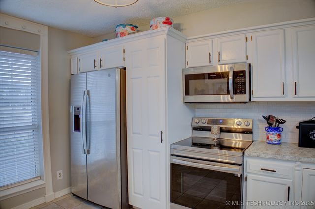 2925 W Berwick Street, Claremore, OK 74017