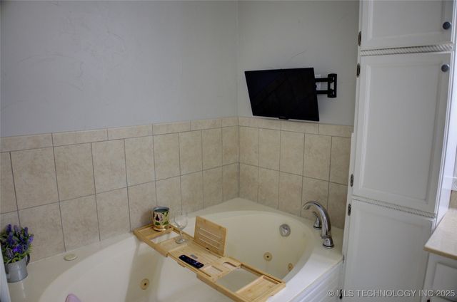 2925 W Berwick Street, Claremore, OK 74017