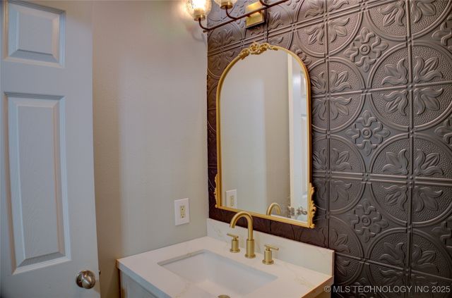 2925 W Berwick Street, Claremore, OK 74017