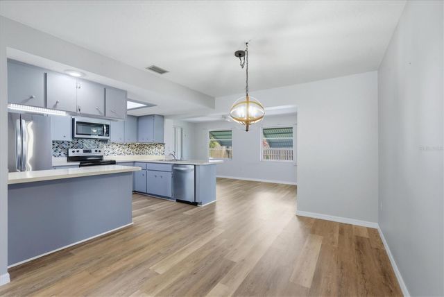 1042 MALAY TERRACE NW, Port Charlotte, FL 33948