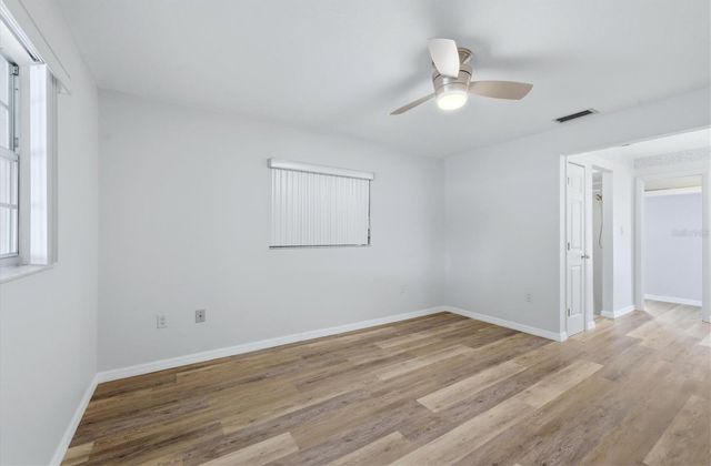 1042 MALAY TERRACE NW, Port Charlotte, FL 33948