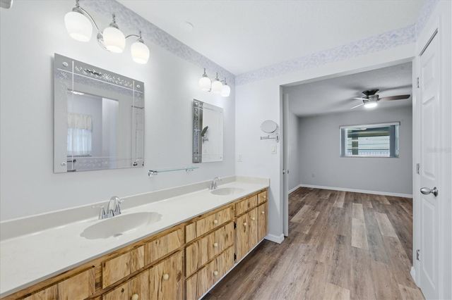 1042 MALAY TERRACE NW, Port Charlotte, FL 33948