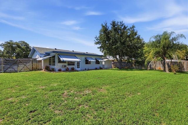 1042 MALAY TERRACE NW, Port Charlotte, FL 33948
