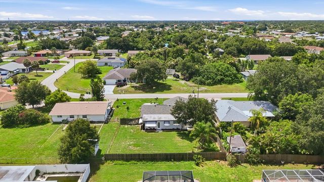 1042 MALAY TERRACE NW, Port Charlotte, FL 33948