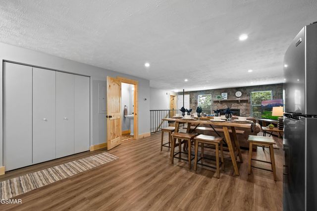 4222 Dollys Drive, Sevierville, TN 37876