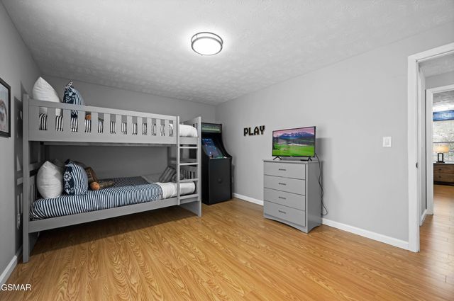 4222 Dollys Drive, Sevierville, TN 37876