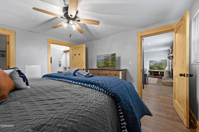 4222 Dollys Drive, Sevierville, TN 37876