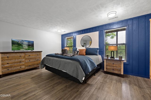 4222 Dollys Drive, Sevierville, TN 37876