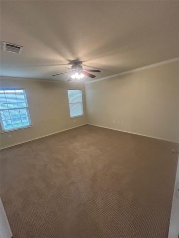 731 Abundance LN, Kyle, TX 78640