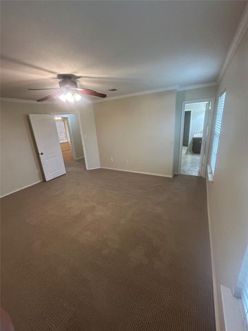 731 Abundance LN, Kyle, TX 78640