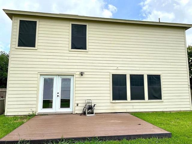 731 Abundance LN, Kyle, TX 78640