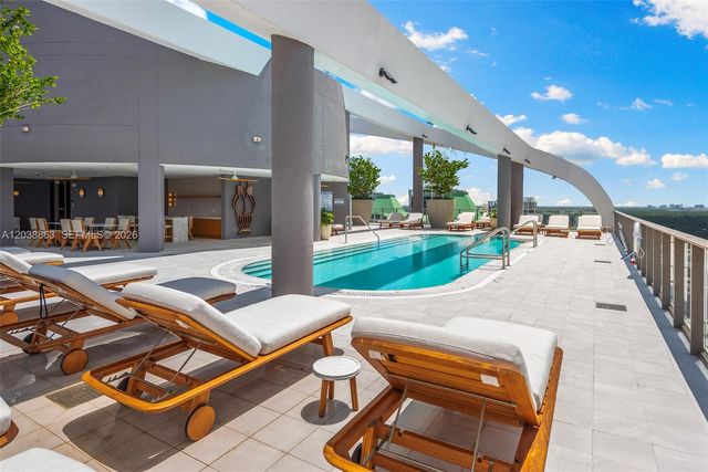 2678 Tigertail Ave 1005, Miami, FL 33133