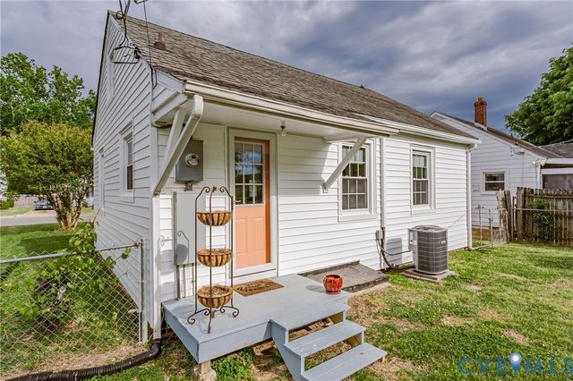 5116 Eanes Ln, Henrico, VA 23231