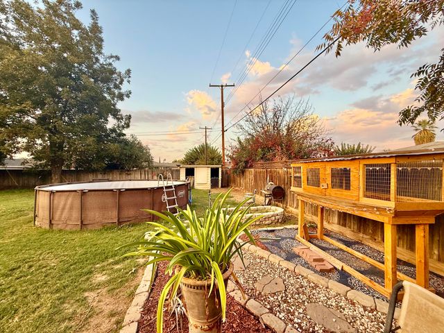 1674 W Morton Avenue, Porterville, CA 93257