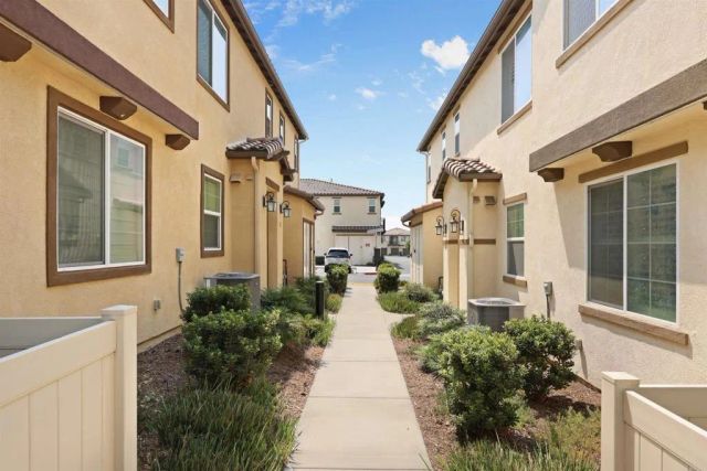 1282 Santa Victoria Rd 1, Chula Vista, CA 91913
