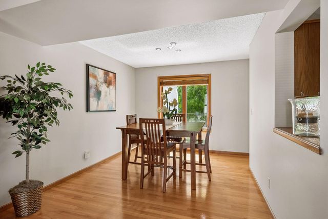 930 Dartmouth Place SE, Minneapolis, MN 55414