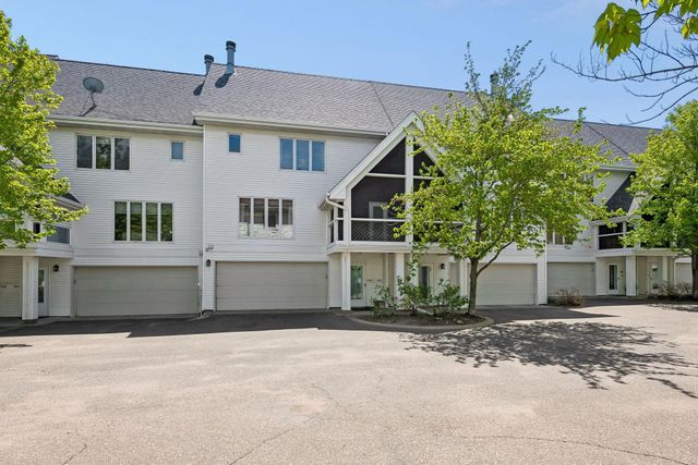 930 Dartmouth Place SE, Minneapolis, MN 55414