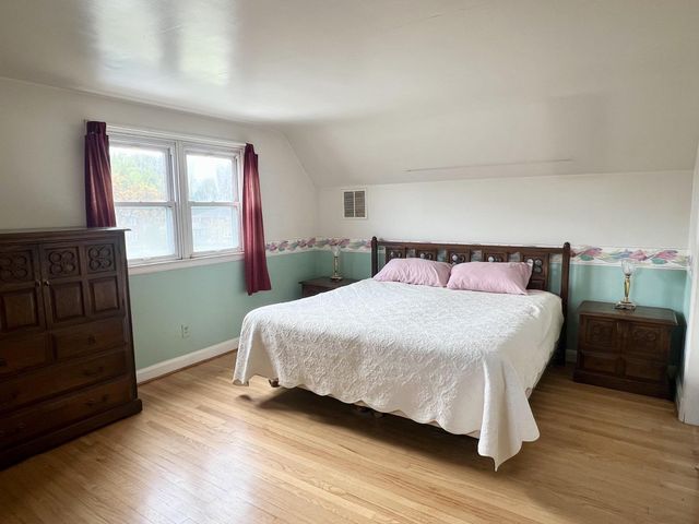 8203 BOMAN CT, Towson, MD 21204