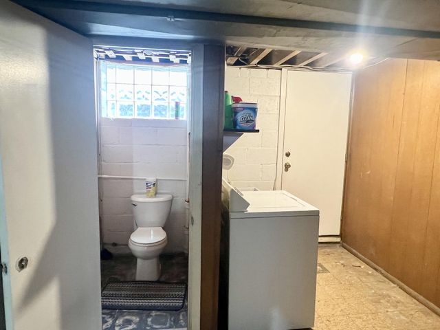 8203 BOMAN CT, Towson, MD 21204