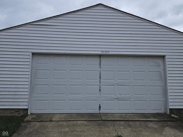 830 Berkley Road, Indianapolis, IN 46208