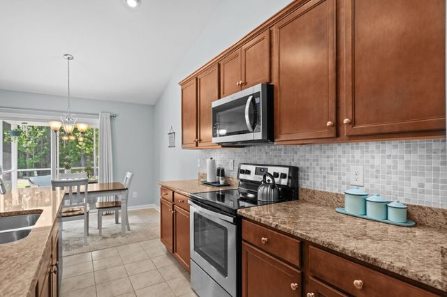 1315 Golden Valley Pl., Little River, SC 29566