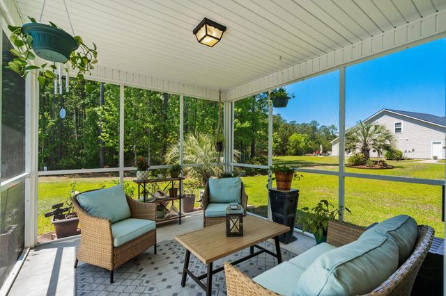 1315 Golden Valley Pl., Little River, SC 29566