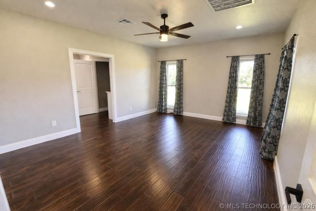 1104 Maple Lane, Stigler, OK 74462