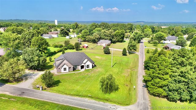 1104 Maple Lane, Stigler, OK 74462