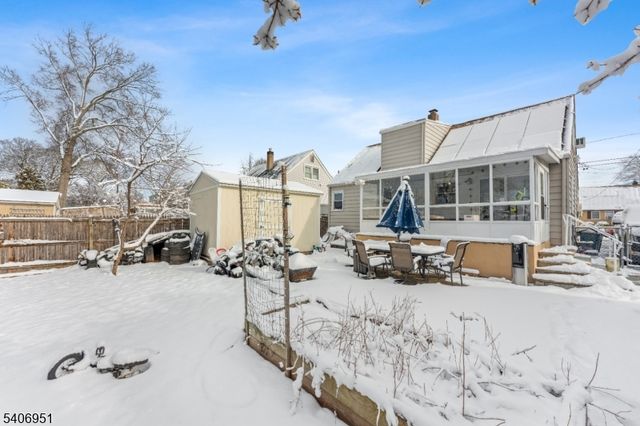 186 10Th Ave, Hawthorne Boro, NJ 07506