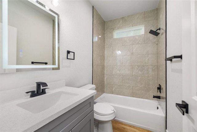 14203 Sandalfoot Street, Houston, TX 77095