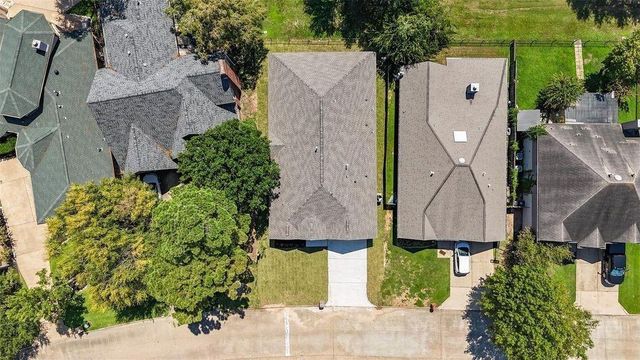 14203 Sandalfoot Street, Houston, TX 77095