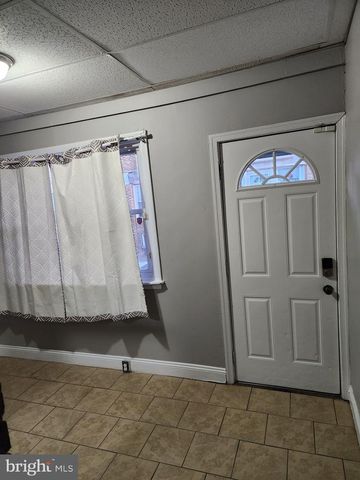 6527 REGENT ST, Philadelphia, PA 19142