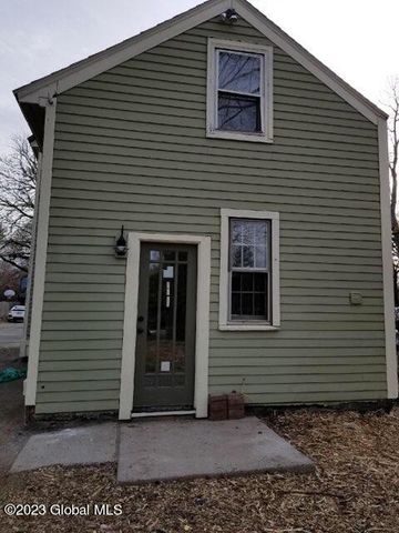 28 North Street, Schenectady, NY 12305