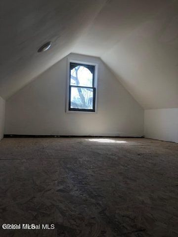 28 North Street, Schenectady, NY 12305
