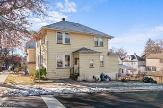 53 Park St, Ridgefield Park Village, NJ 07660