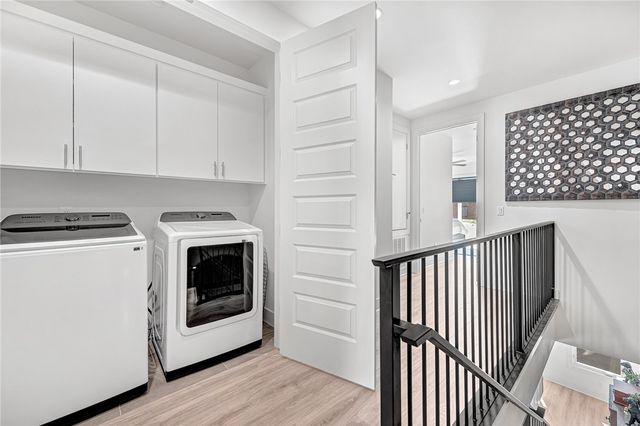 233 SE 7th Street, Bentonville, AR 72712