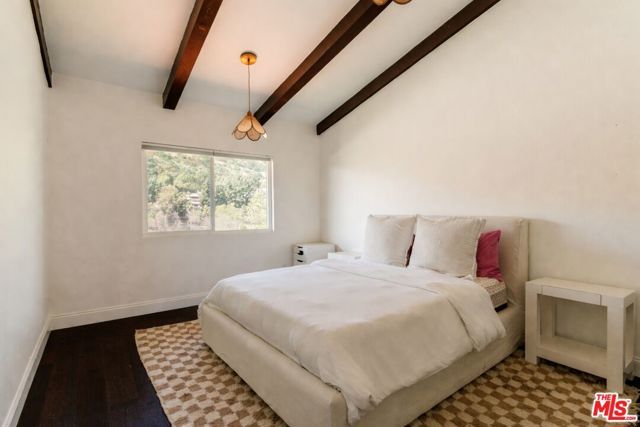 2700 Cahuenga Boulevard 4319, Los Angeles, CA 90068