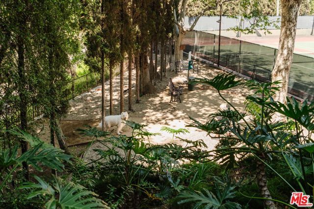 2700 Cahuenga Boulevard 4319, Los Angeles, CA 90068
