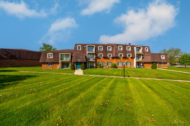 17963 Huntleigh Court 302, Country Club Hills, IL 60478