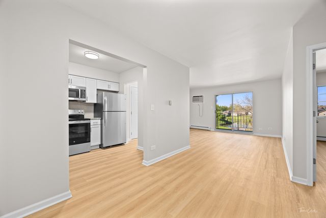 17963 Huntleigh Court 302, Country Club Hills, IL 60478