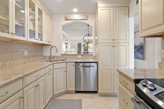 240 SANTA MARIA STREET 226, Venice, FL 34285