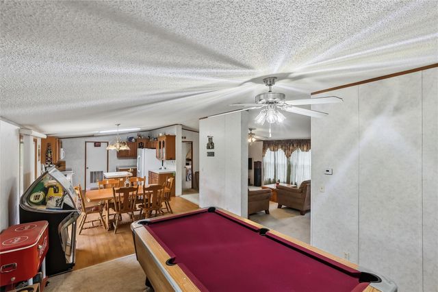102 Windwood Circle, Somerville, TX 77879