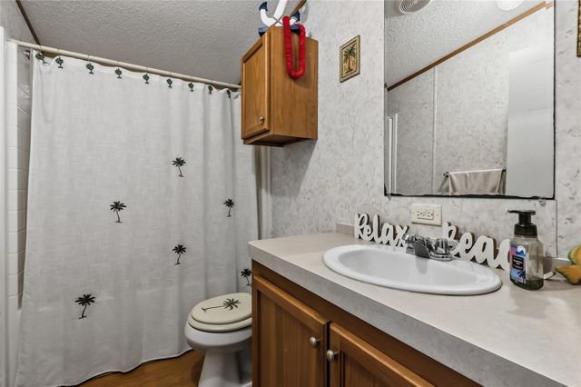 102 Windwood Circle, Somerville, TX 77879