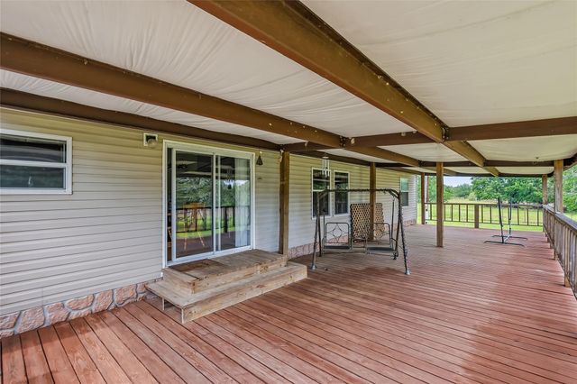 102 Windwood Circle, Somerville, TX 77879